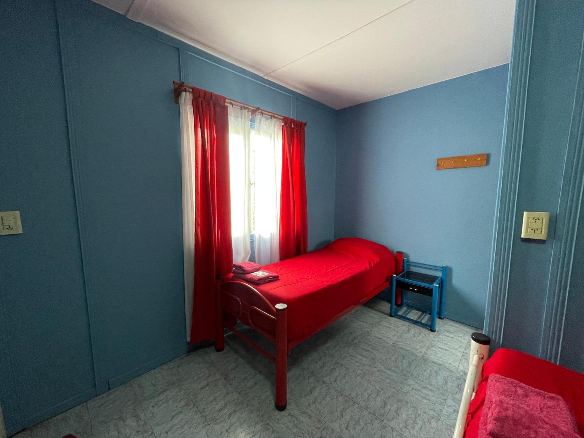 Complejo Don Joel Hostel El Chalten Εξωτερικό φωτογραφία