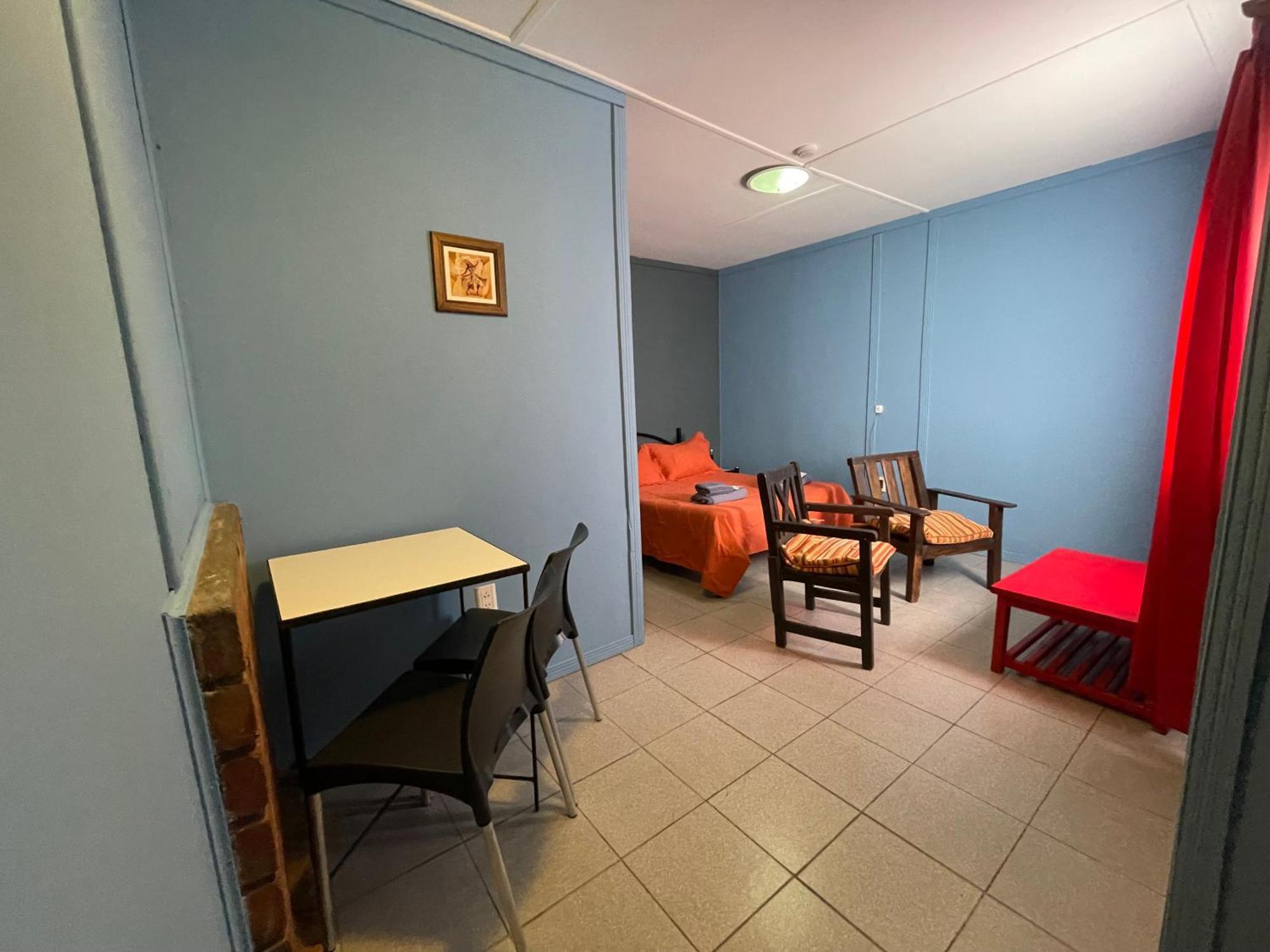 Complejo Don Joel Hostel El Chalten Εξωτερικό φωτογραφία